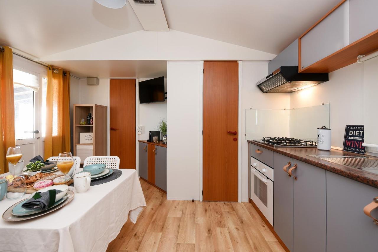 Mia Mobile Home With Jacuzzi Ždrelac 外观 照片
