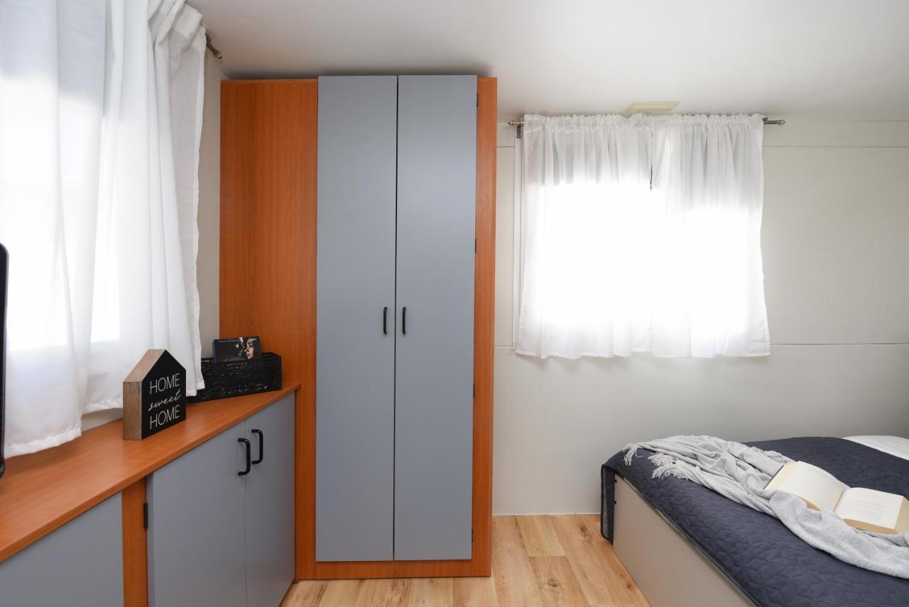 Mia Mobile Home With Jacuzzi Ždrelac 外观 照片